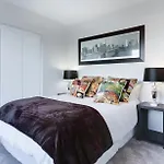 Hotel Iby Plaza Near Igi Airport