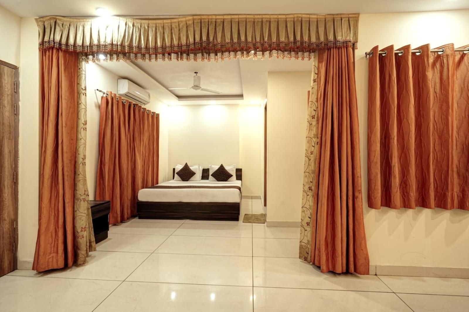 Iby Plaza Near Igi Airport Hotel New Delhi